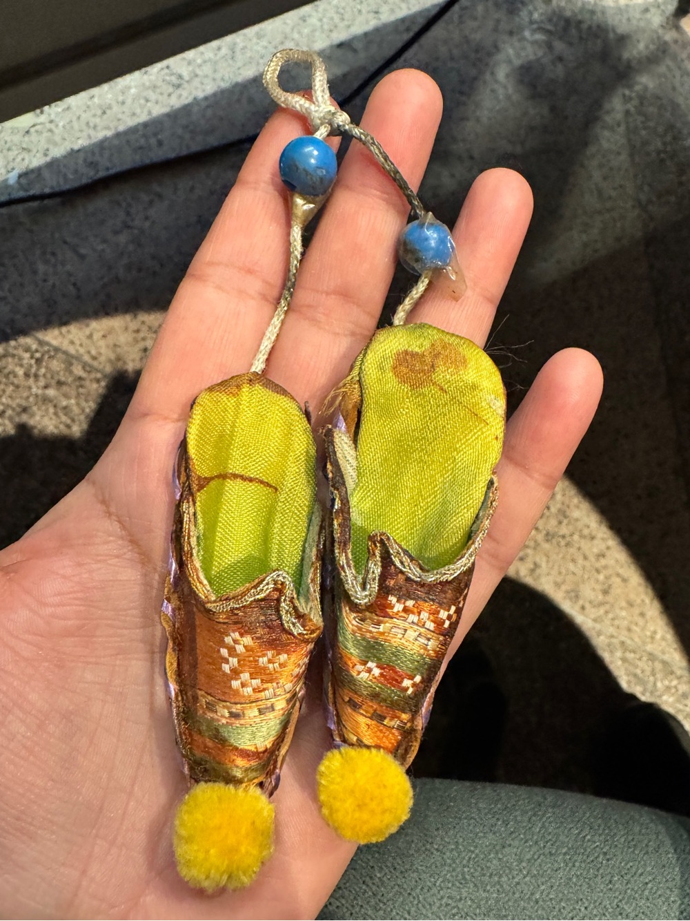 Vintage Turkish Slipper Ornaments Miniature Brocade Shoe Pair - Picture 2 of 14